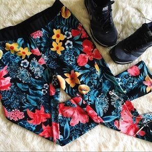 🌺Philosophy Tropical Floral Print Leggings🌺